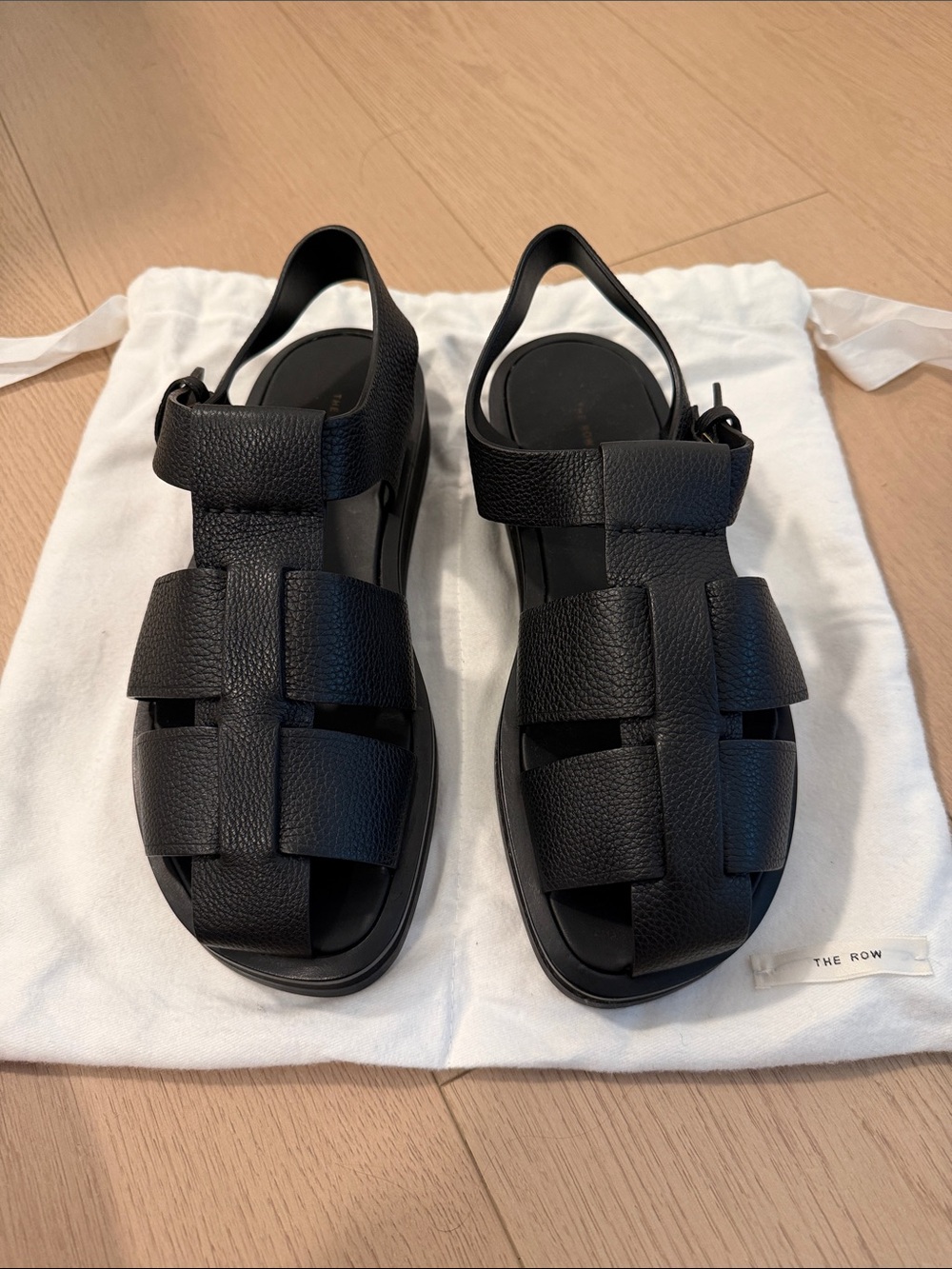 New The Row Black Leather Fisherman Sandals - 39.5 EU